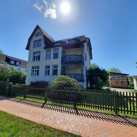 Haus Reinhild - 2 In Der 1 Etage * Graal-Mueritz